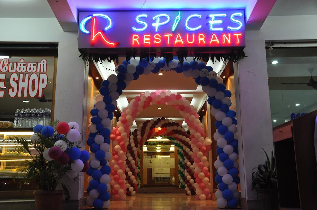 Hotel Rithanns Karumathampatti Karumattampatti Exterior photo