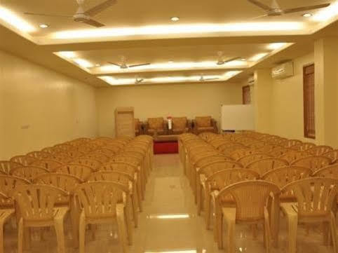 Hotel Rithanns Karumathampatti Karumattampatti Exterior photo